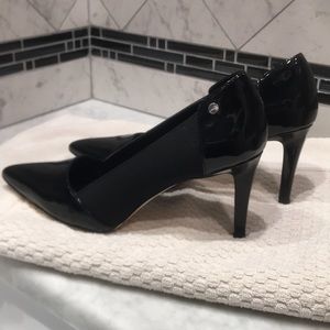 Calvin Klein patent leather black pumps